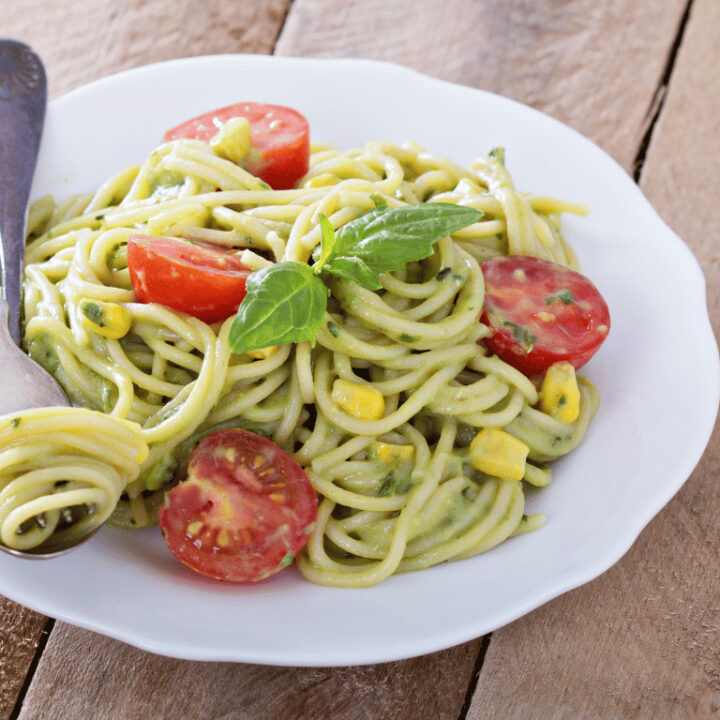 Pasta with Avocado Sauce